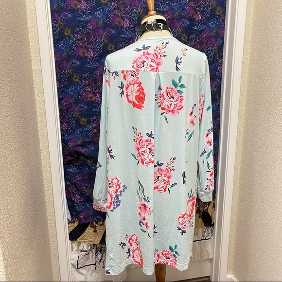 π Lovely colorful rose open cardigan - Picture 7 of 11